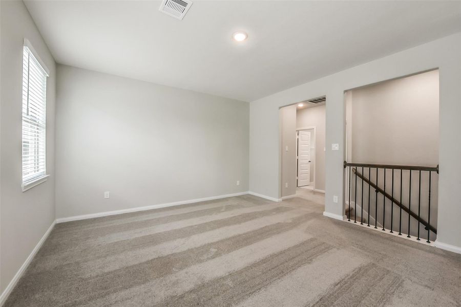 Image 20 of a home in Anderson Lakes.