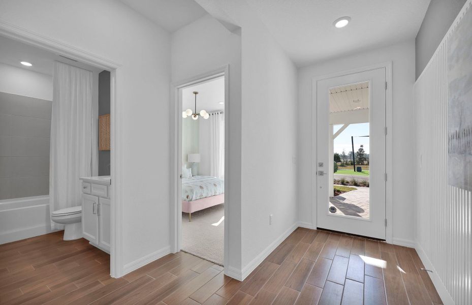 Representative unfurnished interior of a home built from the Highgate by Pulte Homes in Seminole Palms, Palm Coast (Image 21).