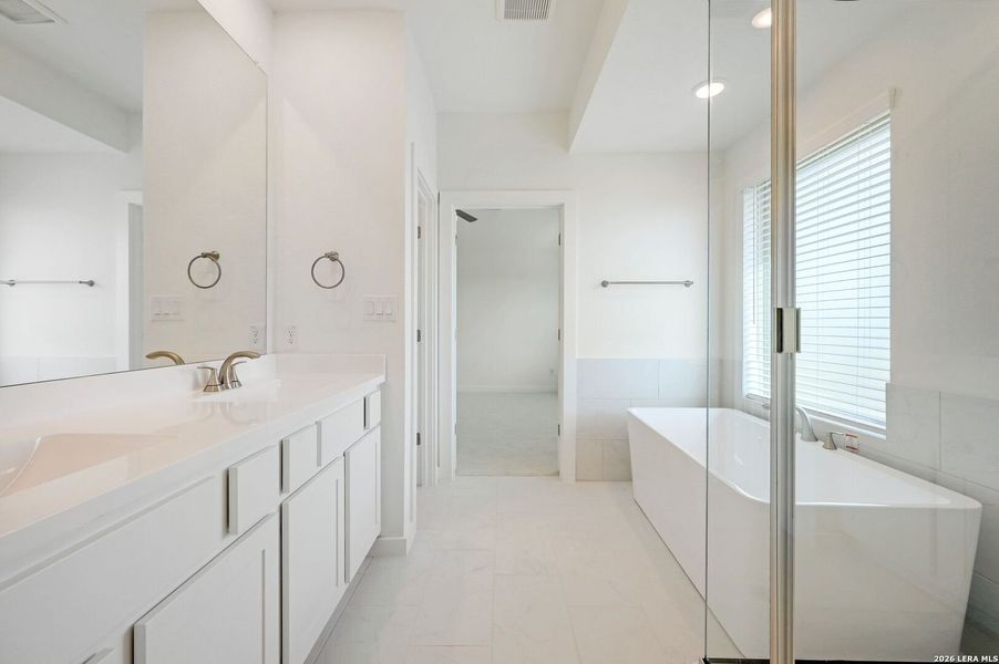 Furnished interior view inside a new home in Legacy at Lake Dunlap, New Braunfels (Image 12).