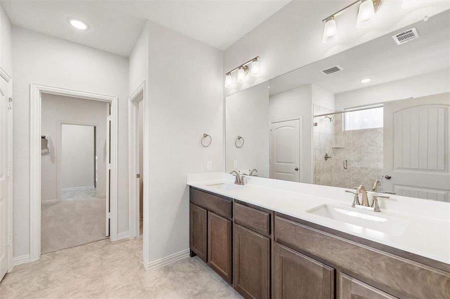 Furnished interior view inside a new home in Northstar, Haslet (Image 8).