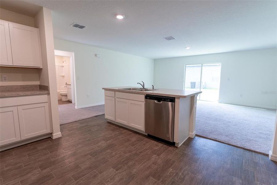Furnished interior view inside a new home in Ocala, Ocala (Image 5).