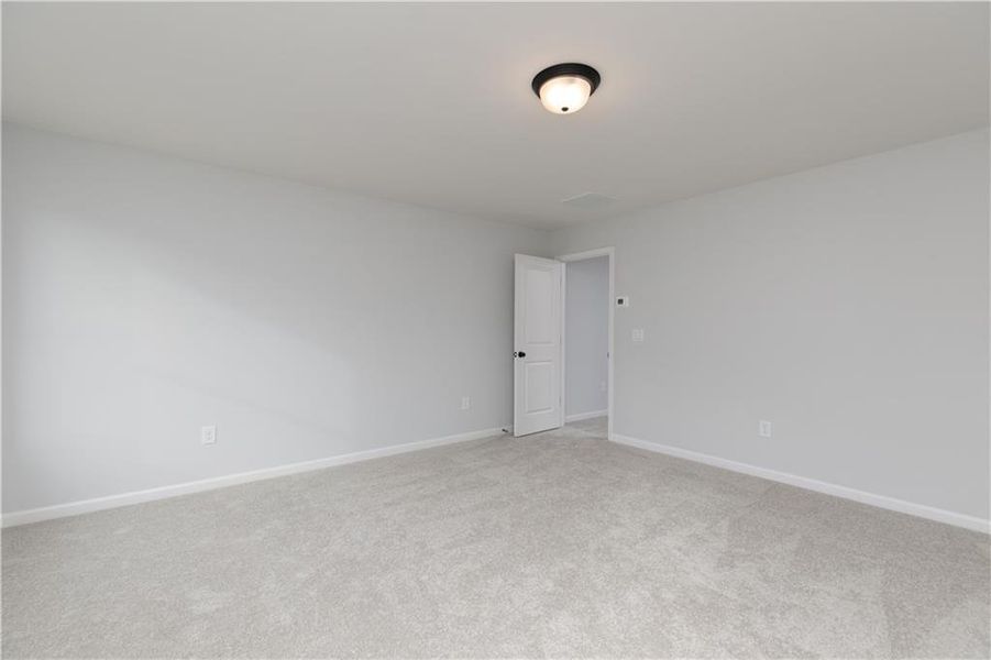 Spacious, unfurnished interior of a new home in Riverside Ridge, Lawrenceville (Image 27).