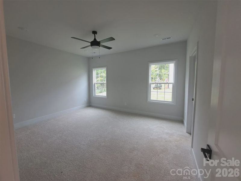 Spacious, unfurnished interior of a new home in Kerns Ridge, Salisbury (Image 18).
