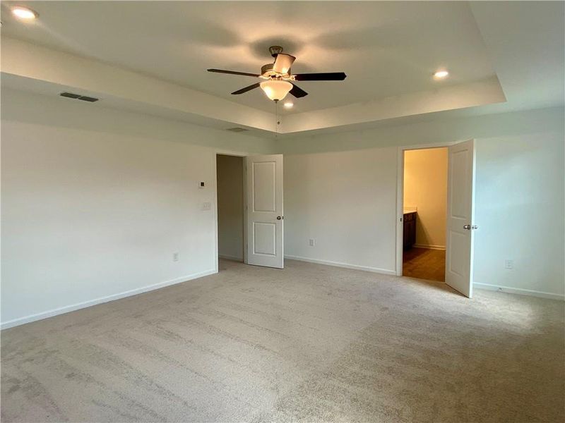 Spacious, unfurnished interior of a new home in Eastlyn Crossing, Flowery Branch (Image 24). Spacious, unfurnished interior of a new home in Eastlyn Crossing, Flowery Branch (Image 24).