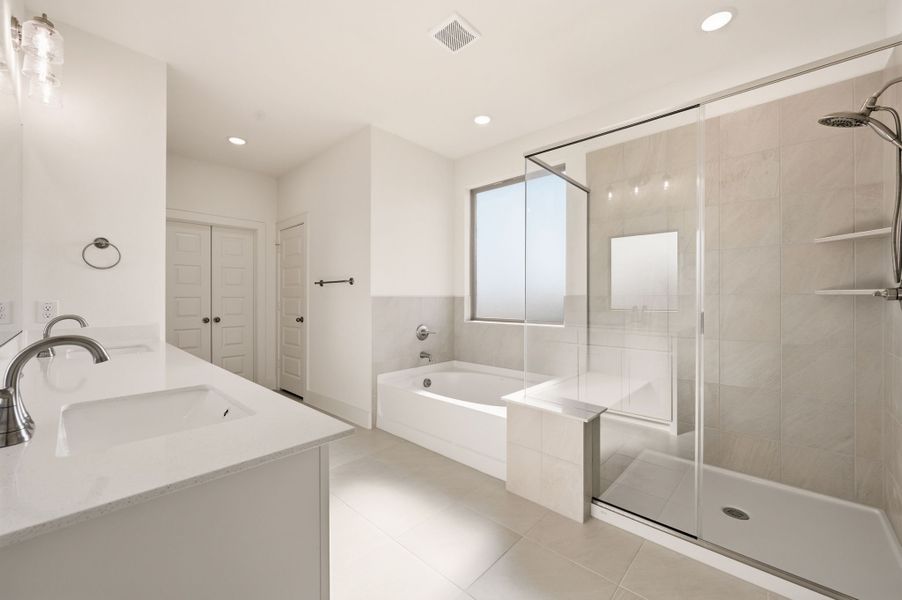 Furnished interior view inside a new home in Saddleback Estates, Boyd (Image 14).