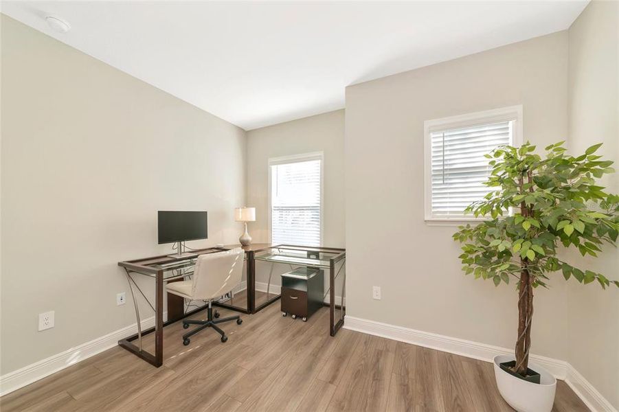 Furnished interior view inside a new home in , Bradenton (Image 16).