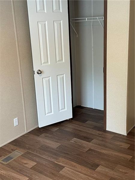 Spacious, unfurnished interior of a new home in , Carrollton (Image 20).