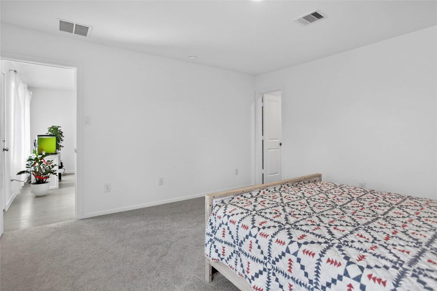 Furnished interior view inside a new home in Anniston, Katy (Image 18).