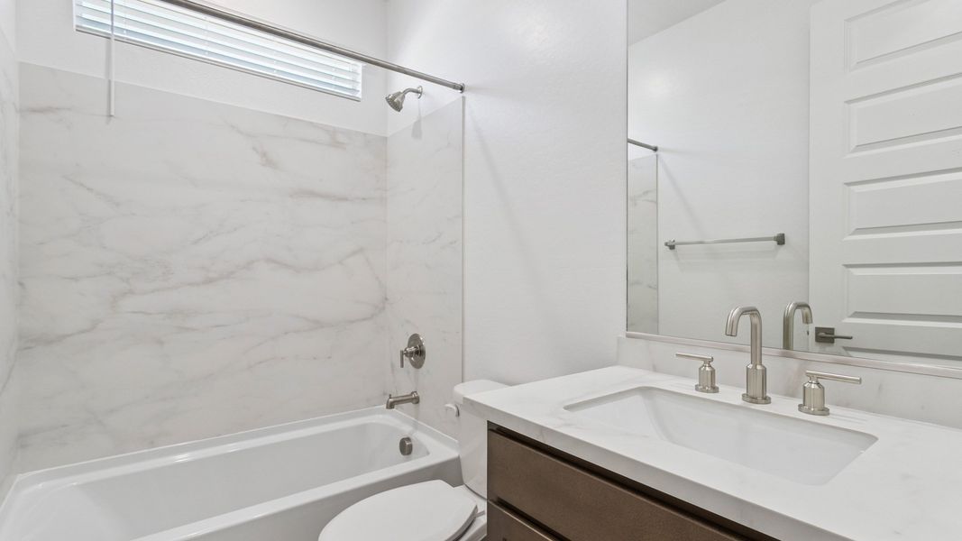 Furnished interior view inside a new home in Aloravita, Peoria (Image 13).