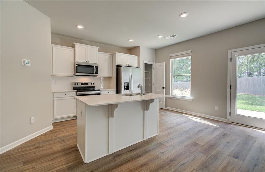 Furnished interior view inside a new home in Towne Center, Hampton (Image 6).