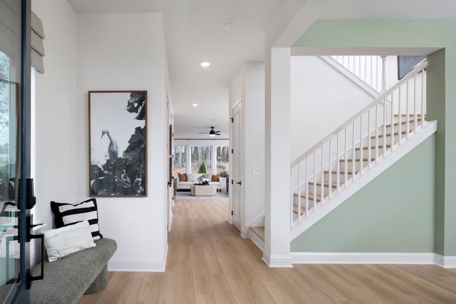 The Wedgewood - Entry