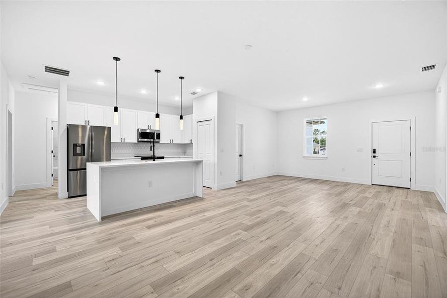 Spacious, unfurnished interior of a new home in , North Port (Image 13).