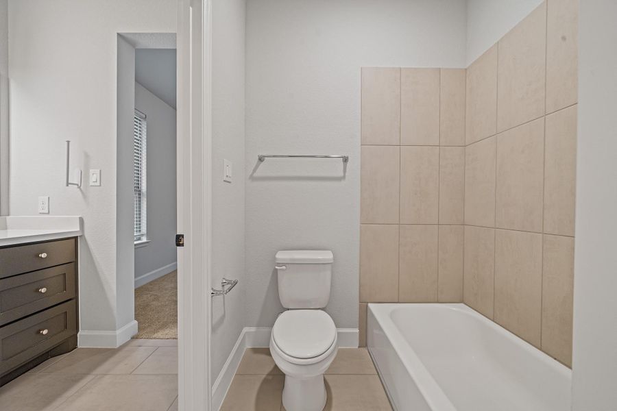 Furnished interior view inside a new home in , Brookshire (Image 13).