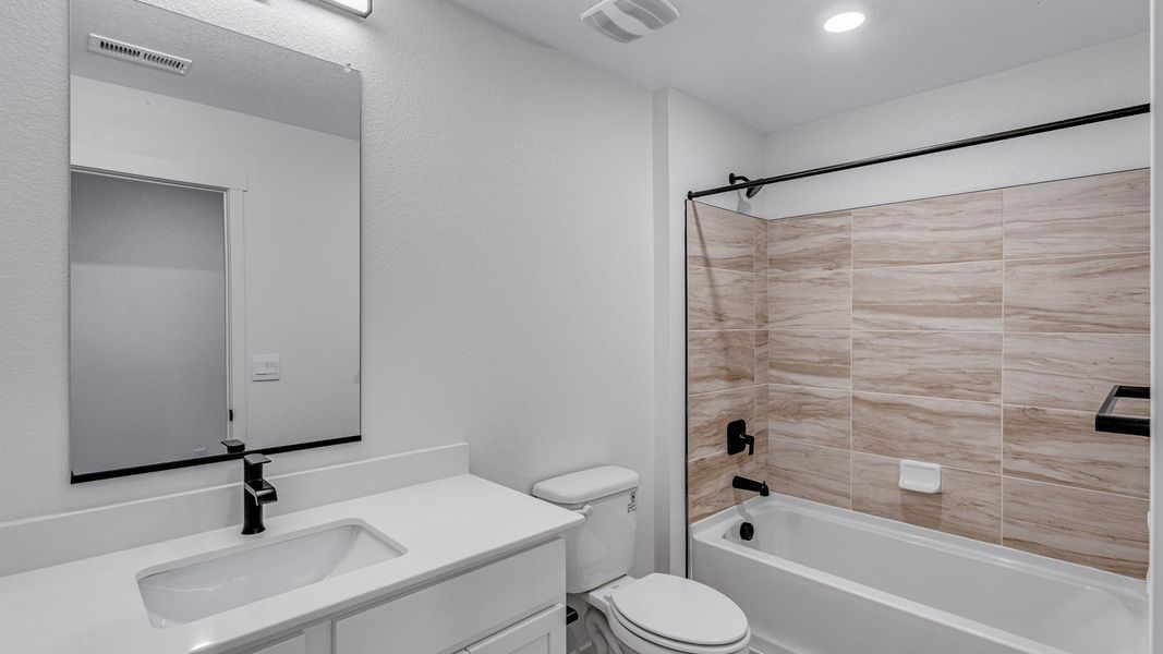 Furnished interior view inside a new home in Vista Meadows, Fort Lupton (Image 9).
