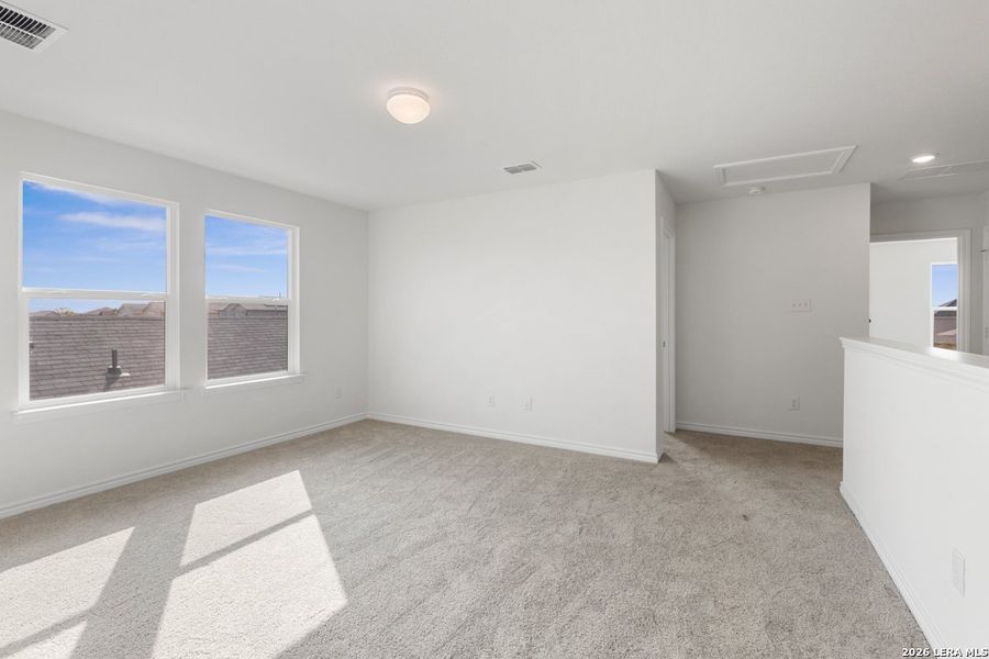 Spacious, unfurnished interior of a new home in Southton Cove, Elmendorf (Image 27). Spacious, unfurnished interior of a new home in Southton Cove, Elmendorf (Image 27).