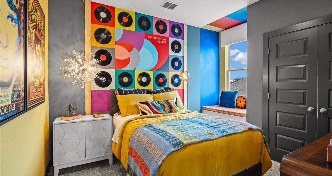 Furnished interior view inside a new home in Meyer Ranch, New Braunfels (Image 27).