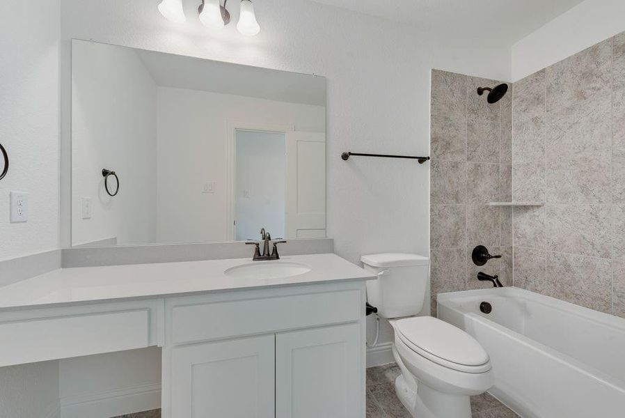 Furnished interior view inside a new home in Dominion of Pleasant Valley, Wylie (Image 6). Furnished interior view inside a new home in Dominion of Pleasant Valley, Wylie (Image 6).