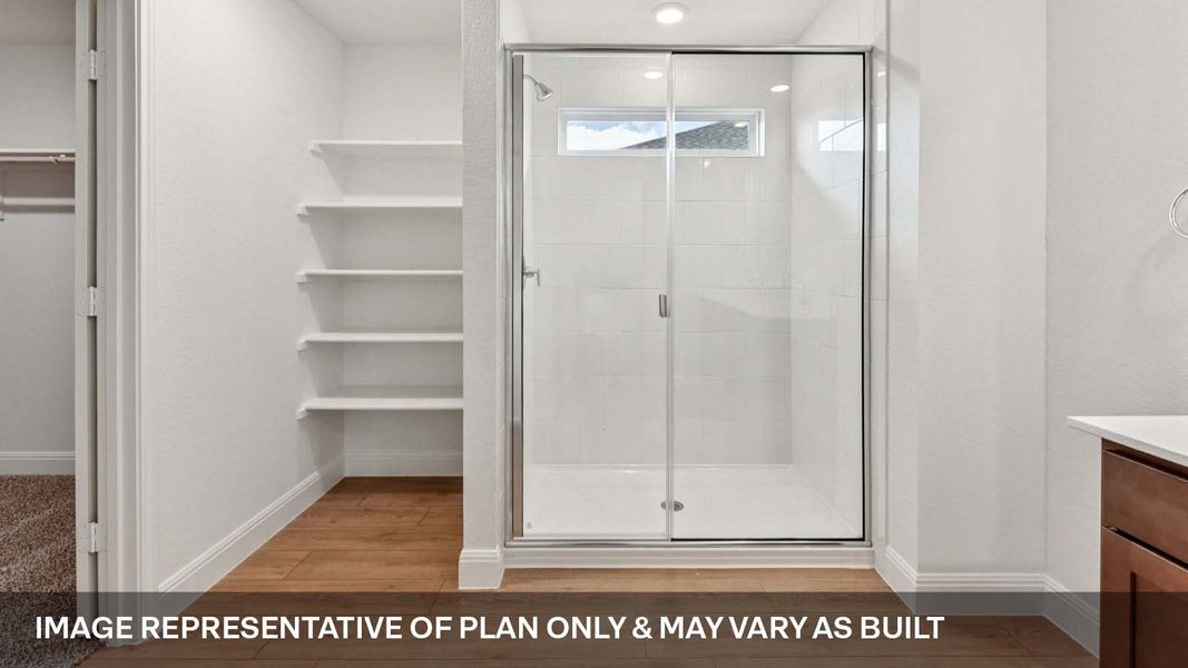 Representative furnished interior of a home built from the The Grayson by D.R. Horton in Riverview, Georgetown (Image 12).