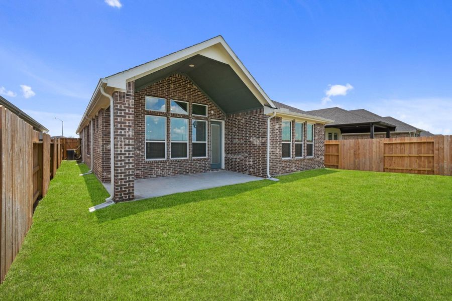 Photos are REPRESENTATIVE of the home /floor plan and are NOT of the actual home.  Selections, features, and room options may vary.
