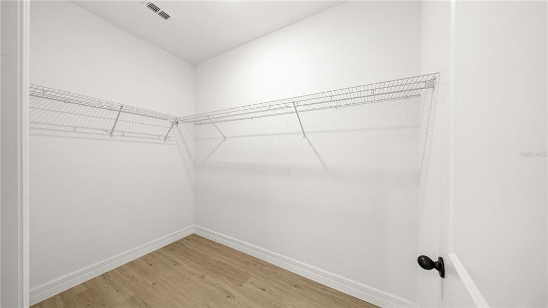 Spacious, unfurnished interior of a new home in , Dunnellon (Image 17). Spacious, unfurnished interior of a new home in , Dunnellon (Image 17).