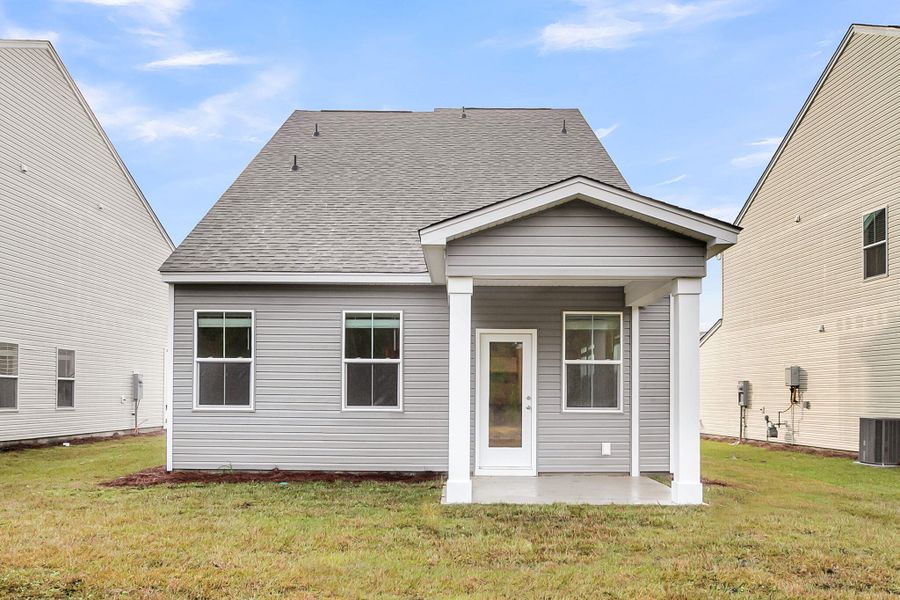 Exterior details and patio area of a home in Wildcat Chase, Summerville (Image 1).