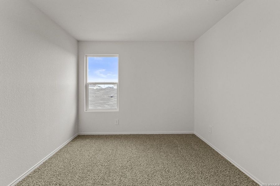 Spacious, unfurnished interior of a new home in Avenida, Converse (Image 33).