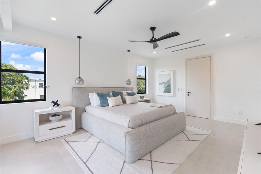 Furnished interior view inside a new home in , Fort Lauderdale (Image 11).