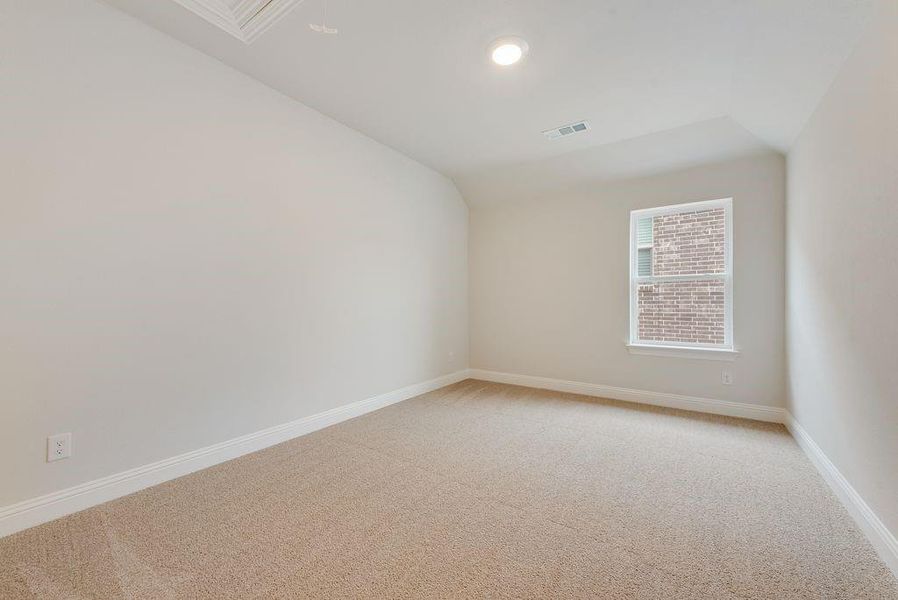 Spacious, unfurnished interior of a new home in Monterra, Fate (Image 32).