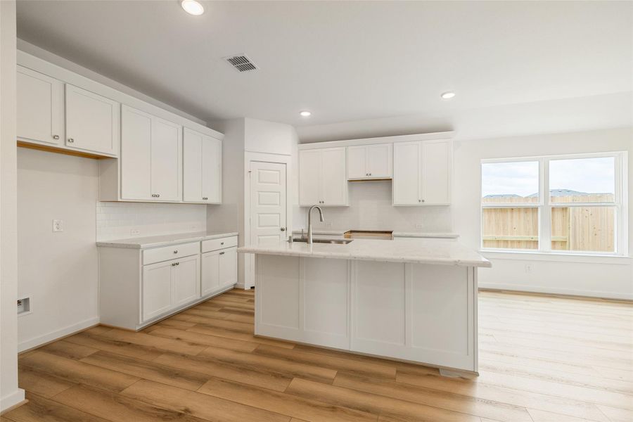 Furnished interior view inside a new home in River Ranch, Dayton (Image 15).