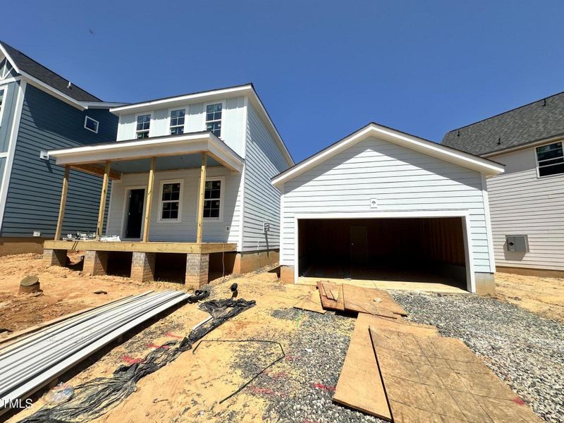 Scissors w/2 Car Garage