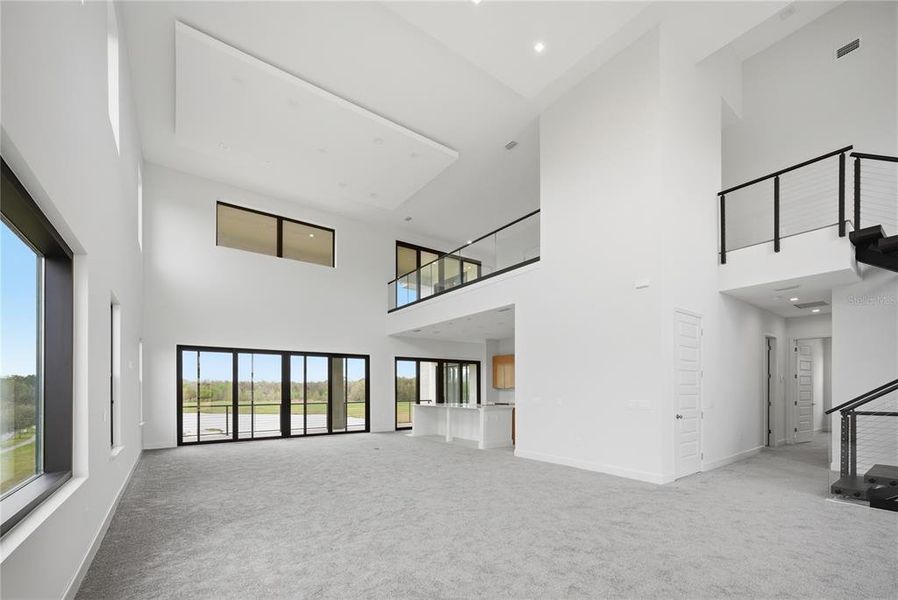 Spacious, unfurnished interior of a new home in , Davenport (Image 33).