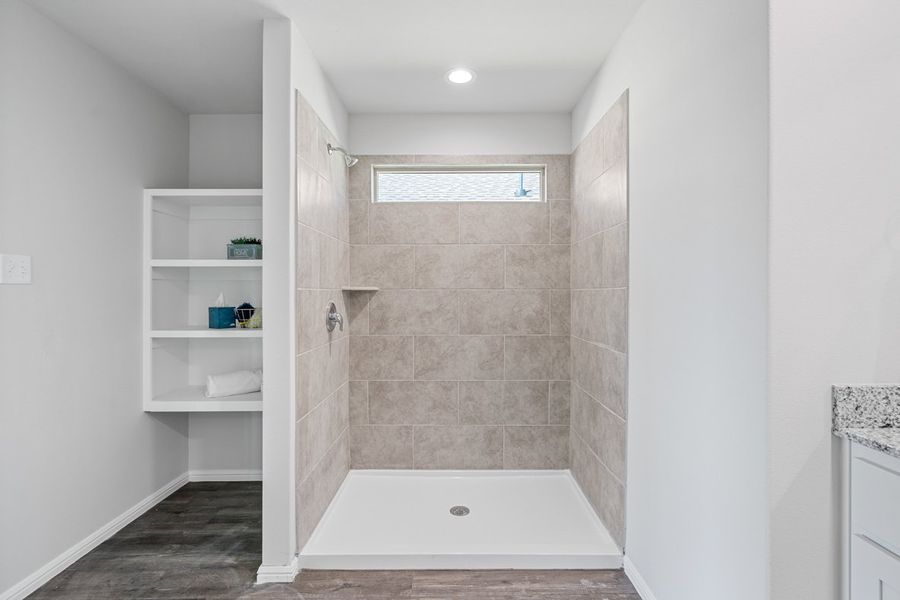 Representative furnished interior of a home built from the TEXAS CALI by D.R. Horton in Faculty Row, Abilene (Image 19).