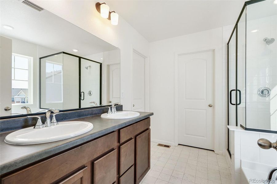 Furnished interior view inside a new home in Farmlore, Brighton (Image 15).