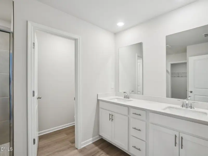 7 - Primary Bath 7 - Primary Bath