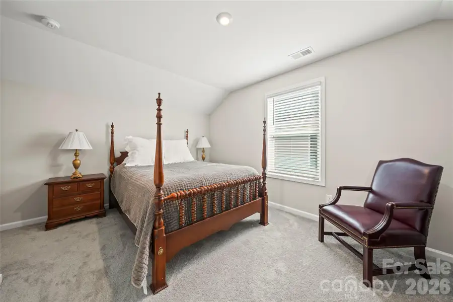 upper level guest suite upper level guest suite