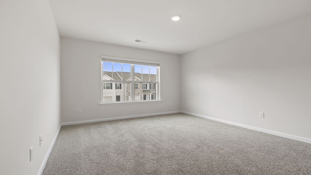 Spacious, unfurnished interior of a new home in Brookside Ridge Townhomes, Greer (Image 23).