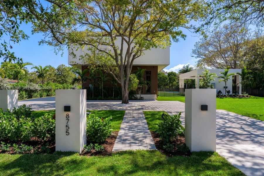 Community amenities in , Miami (Image 21).