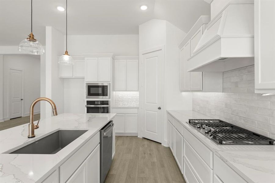 15. 2904 Barbary - Kitchen (4)