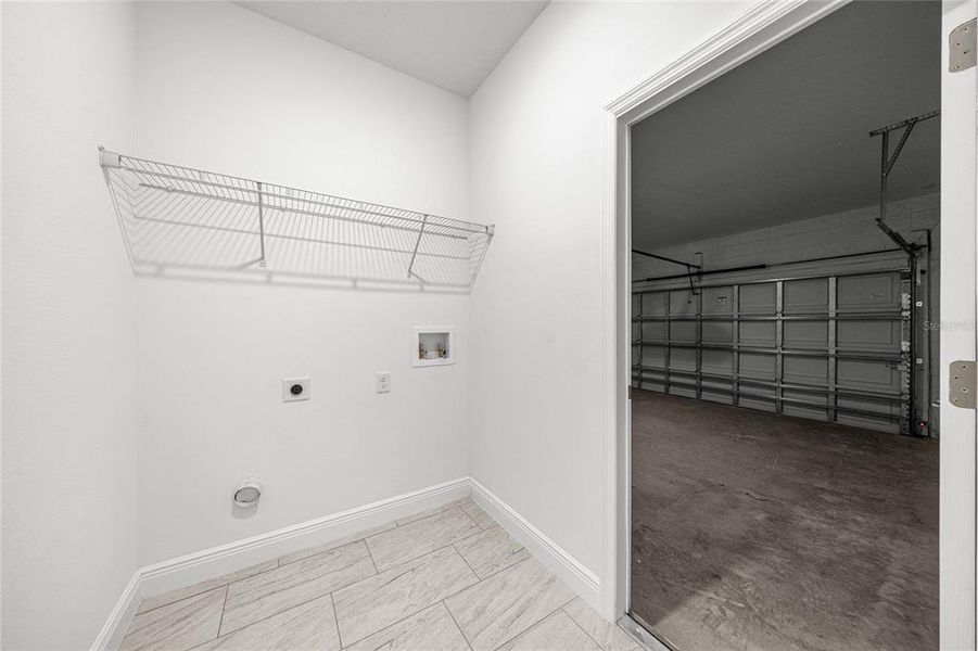 Spacious, unfurnished interior of a new home in , Ocala (Image 22).