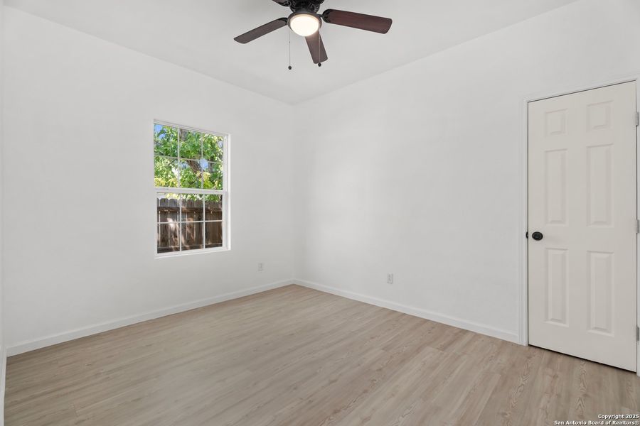 Spacious, unfurnished interior of a new home in , Canyon Lake (Image 12). Spacious, unfurnished interior of a new home in , Canyon Lake (Image 12).