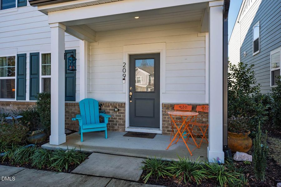 209ParkerStationAve-017