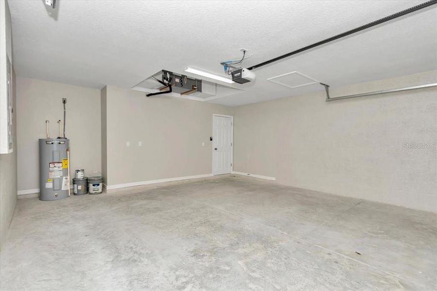 Spacious, unfurnished interior of a new home in , Ocala (Image 19). Spacious, unfurnished interior of a new home in , Ocala (Image 19).