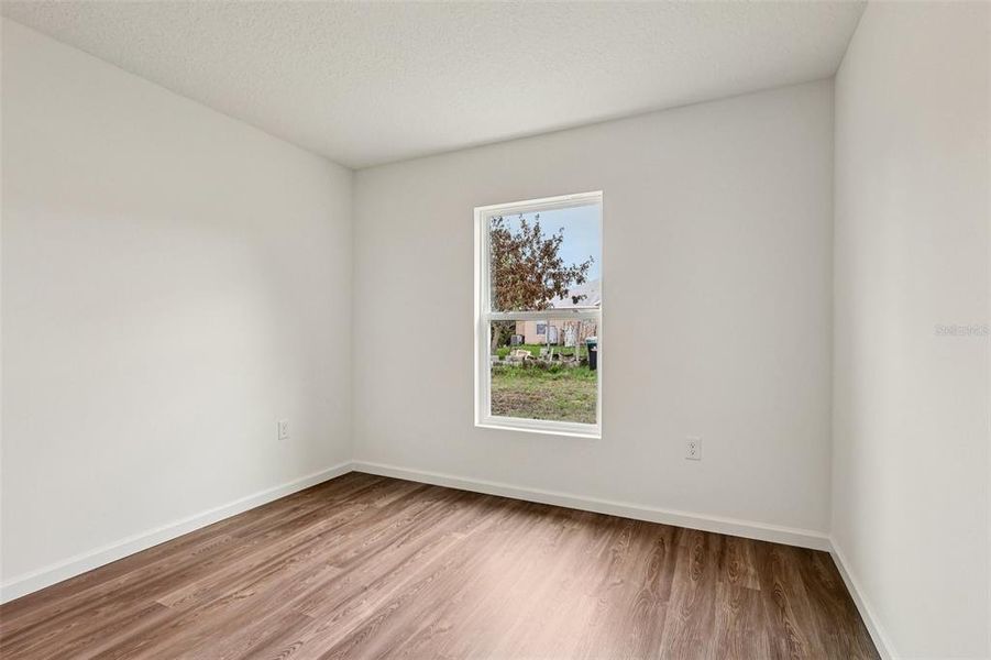 Spacious, unfurnished interior of a new home in Palm Bay Classic, Palm Bay (Image 15).