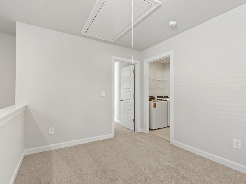 Spacious, unfurnished interior of a new home in Avalon Townes, Lyman (Image 18).