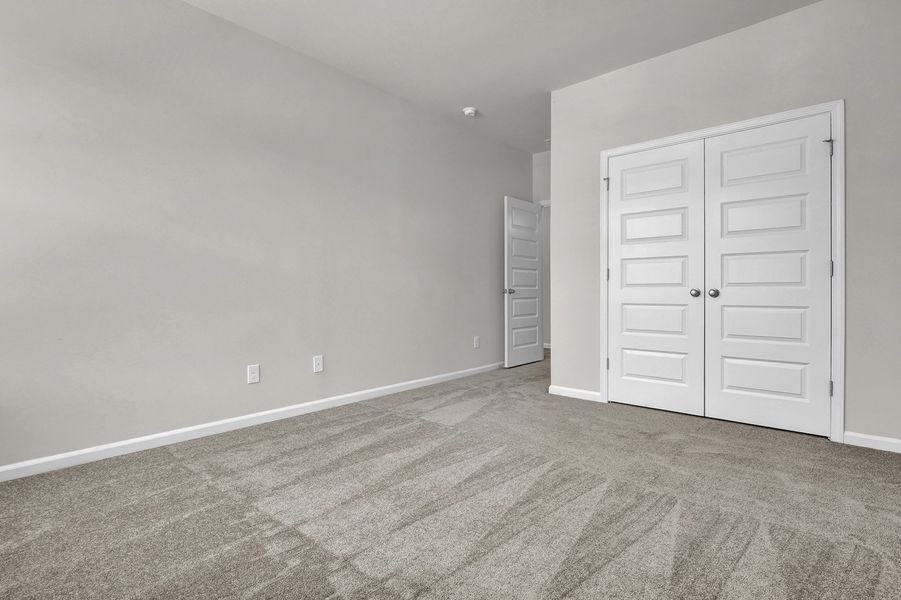 Spacious, unfurnished interior of a new home in Grand Park, Leland (Image 22).