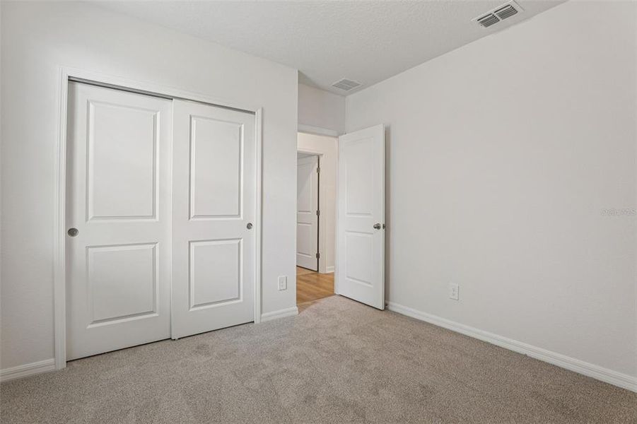 Spacious, unfurnished interior of a new home in Crosswinds - Signature Series, Haines City (Image 32).