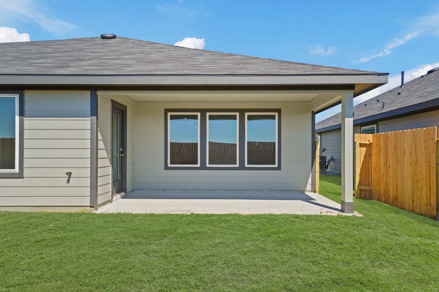 Exterior details and patio area of a home in Medina, Dayton (Image 3).