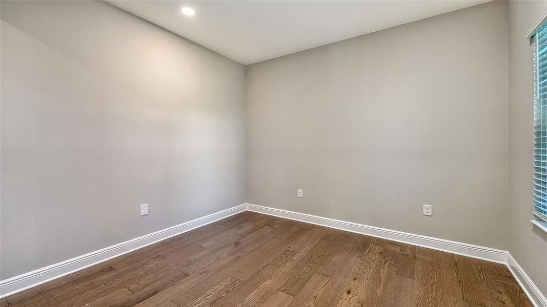 Spacious, unfurnished interior of a new home in Windward, Lakewood Ranch (Image 30).