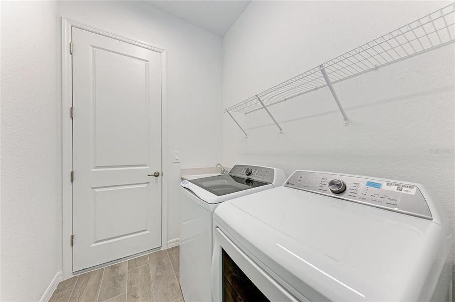 Close-up of interior finishes inside a home in Wellen Park Golf & Country Club: Executive Homes, Venice (Image 16).