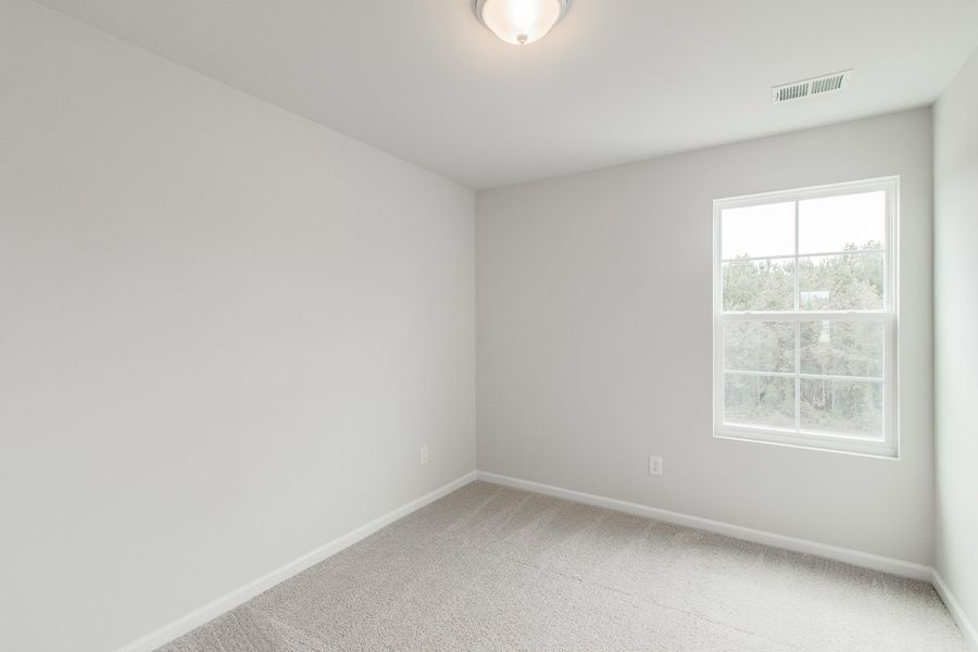 Spacious, unfurnished interior of a new home in Haynes Park, Columbia (Image 20).